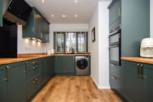 Photo 10- click for photo gallery